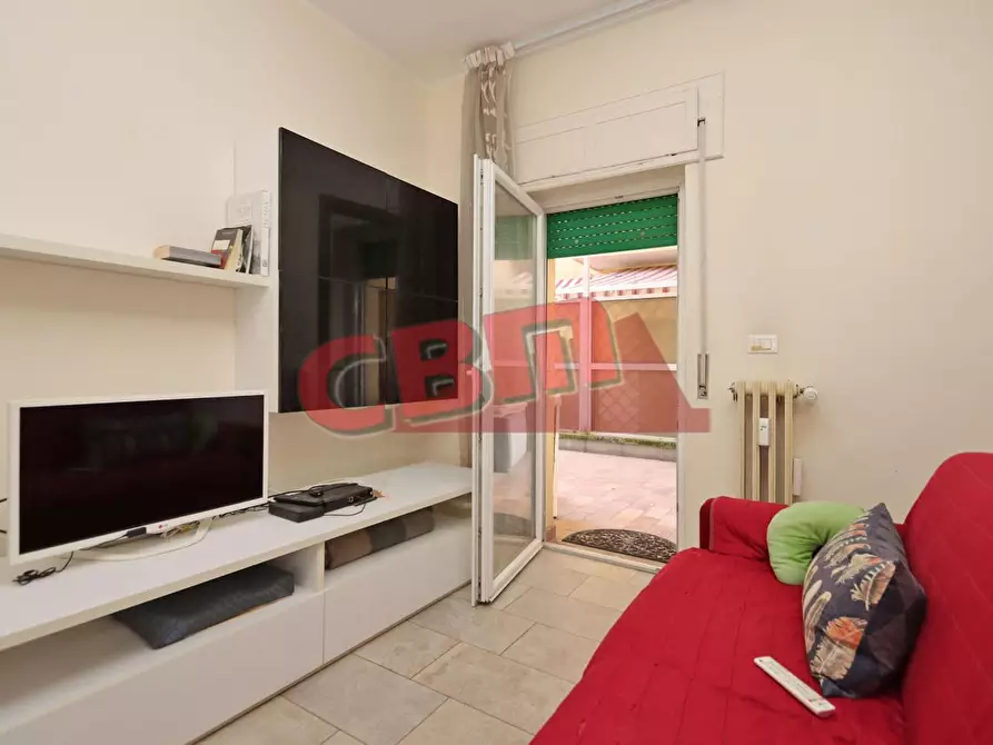 Immagine 11 di Appartamento in vendita  a Livorno