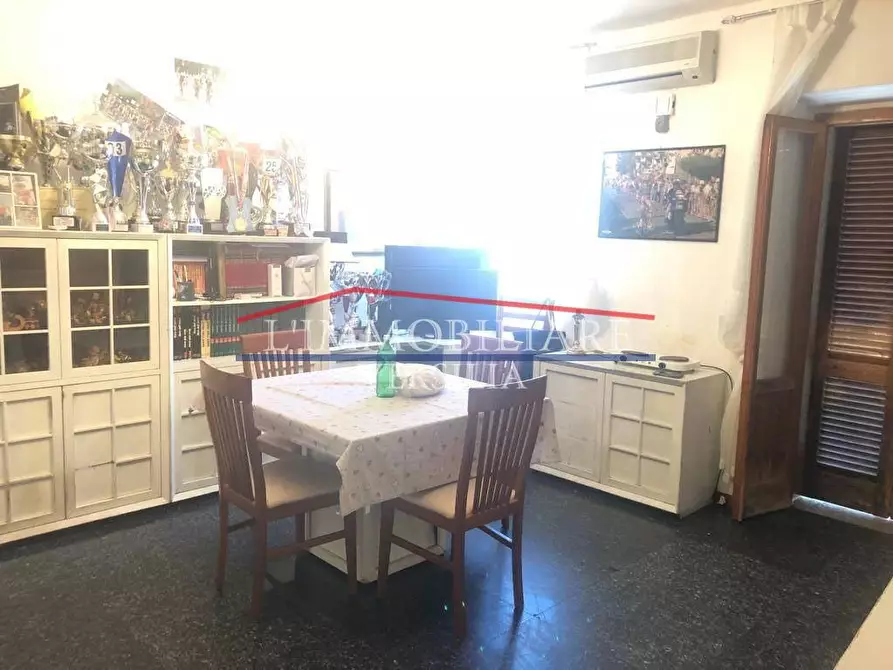 Immagine 3 di Casa indipendente in vendita  a Massa