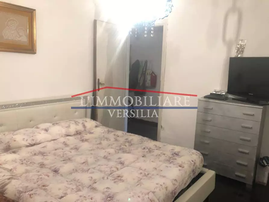 Immagine 8 di Casa indipendente in vendita  a Massa