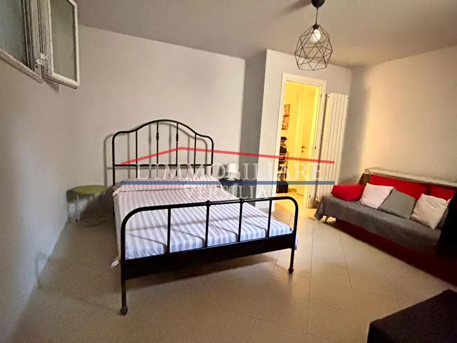 Immagine 22 di Appartamento in vendita  a Massa