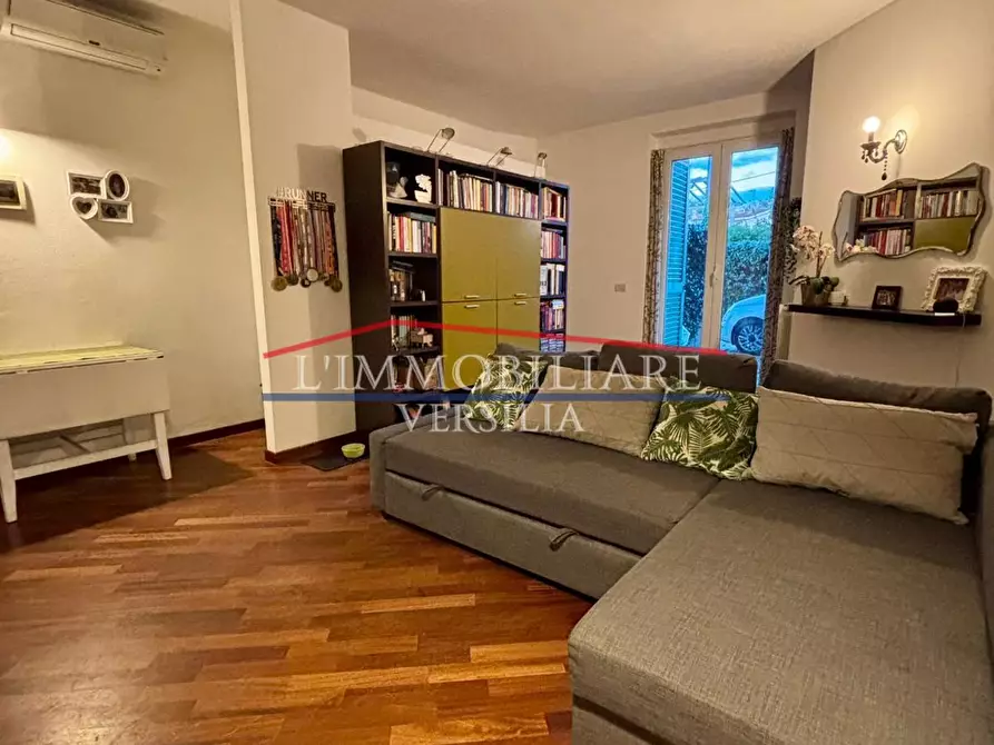 Immagine 8 di Appartamento in vendita  a Massa