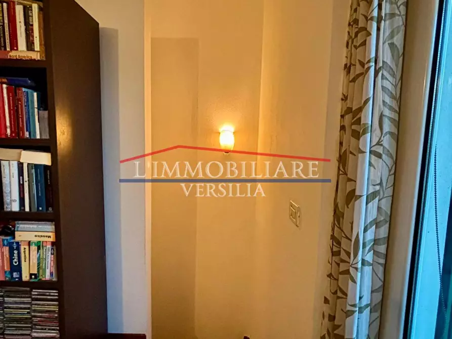 Immagine 21 di Appartamento in vendita  a Massa