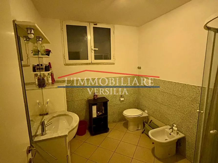 Immagine 18 di Appartamento in vendita  a Massa