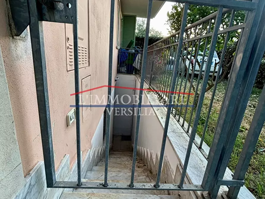 Immagine 16 di Appartamento in vendita  a Massa