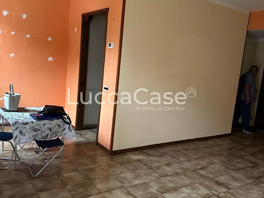 Immagine 9 di Appartamento in vendita  a Borgo A Mozzano