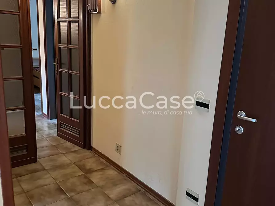 Immagine 4 di Appartamento in vendita  a Borgo A Mozzano