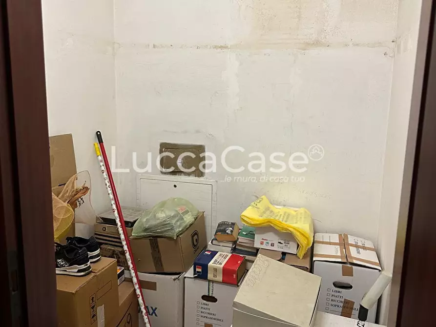 Immagine 21 di Appartamento in vendita  a Borgo A Mozzano