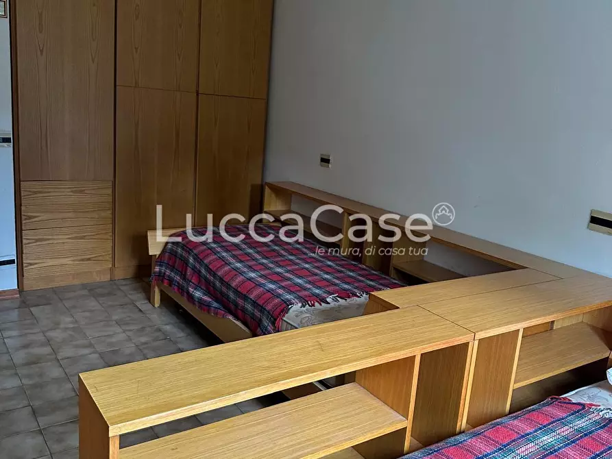 Immagine 17 di Appartamento in vendita  a Borgo A Mozzano