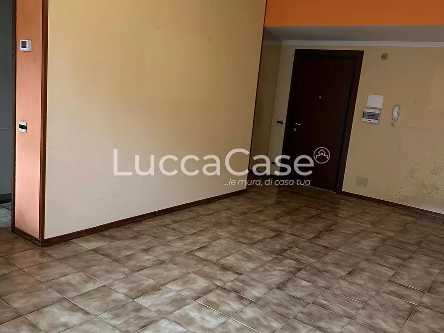 Immagine 10 di Appartamento in vendita  a Borgo A Mozzano