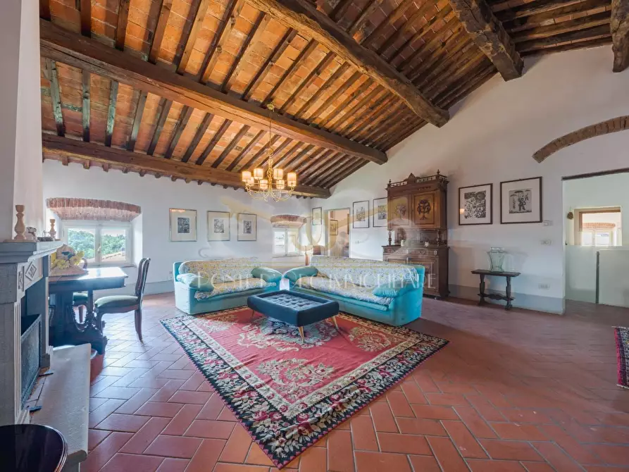 Immagine 39 di Villa in vendita  a Santa Maria A Monte