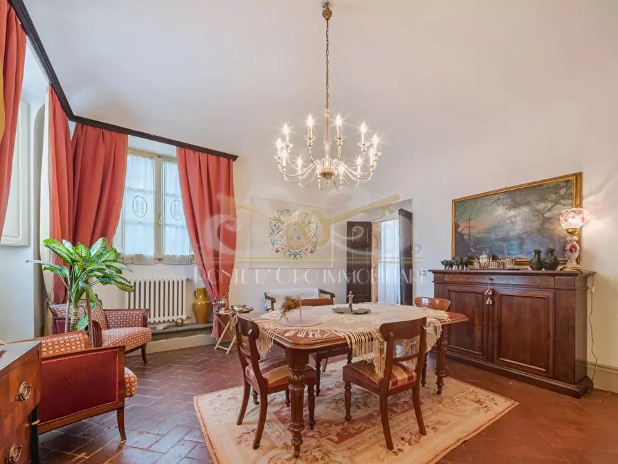 Immagine 9 di Villa in vendita  a Santa Maria A Monte