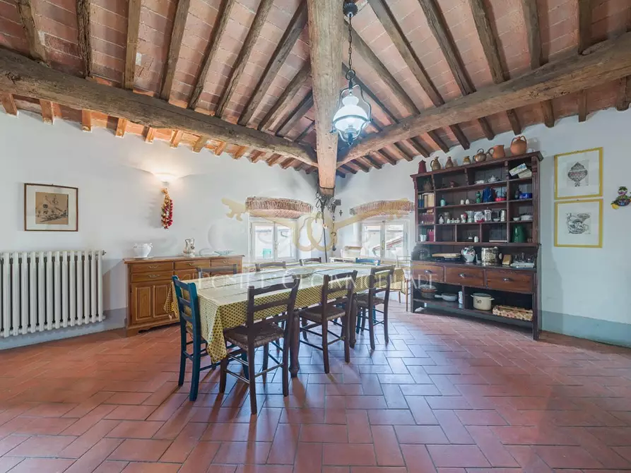 Immagine 43 di Villa in vendita  a Santa Maria A Monte