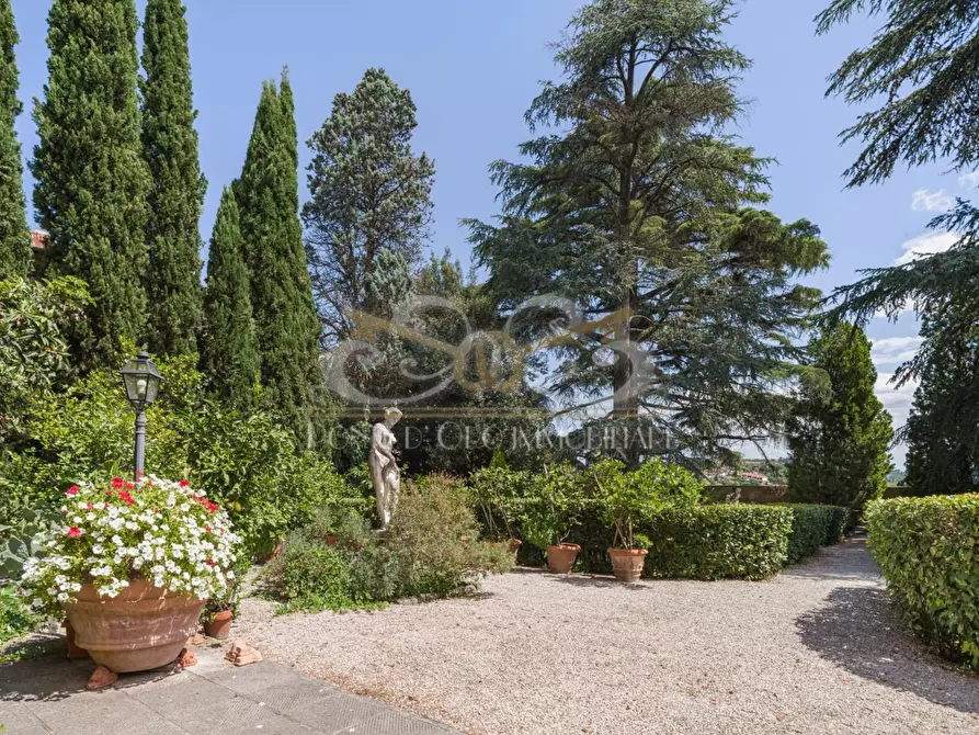 Immagine 15 di Villa in vendita  a Santa Maria A Monte
