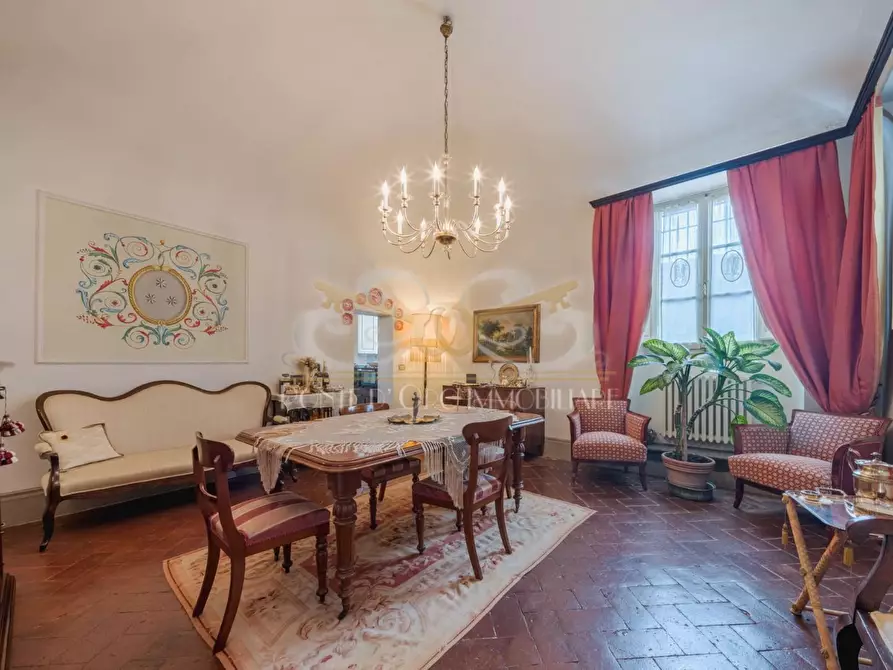 Immagine 8 di Villa in vendita  a Santa Maria A Monte