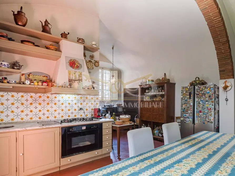 Immagine 14 di Villa in vendita  a Santa Maria A Monte