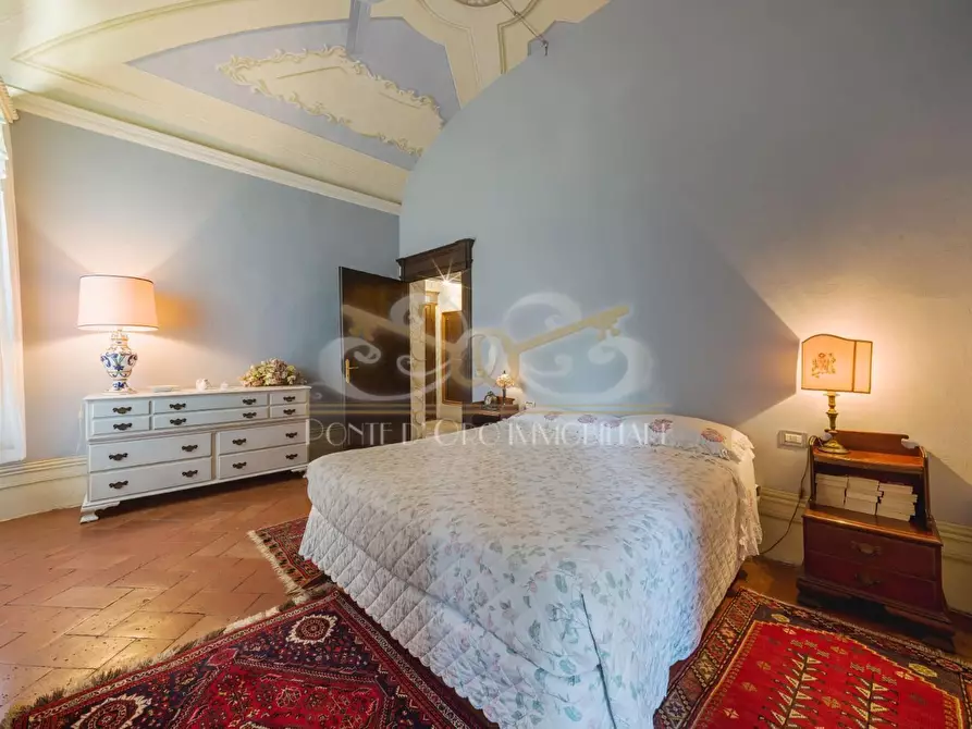 Immagine 37 di Villa in vendita  a Santa Maria A Monte