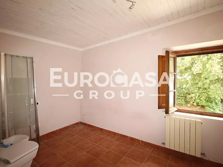 Immagine 9 di Villetta a schiera in vendita  a Lucca