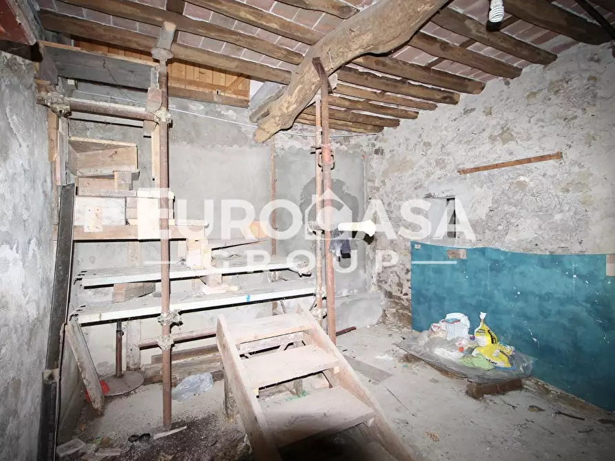 Immagine 17 di Villetta a schiera in vendita  a Lucca