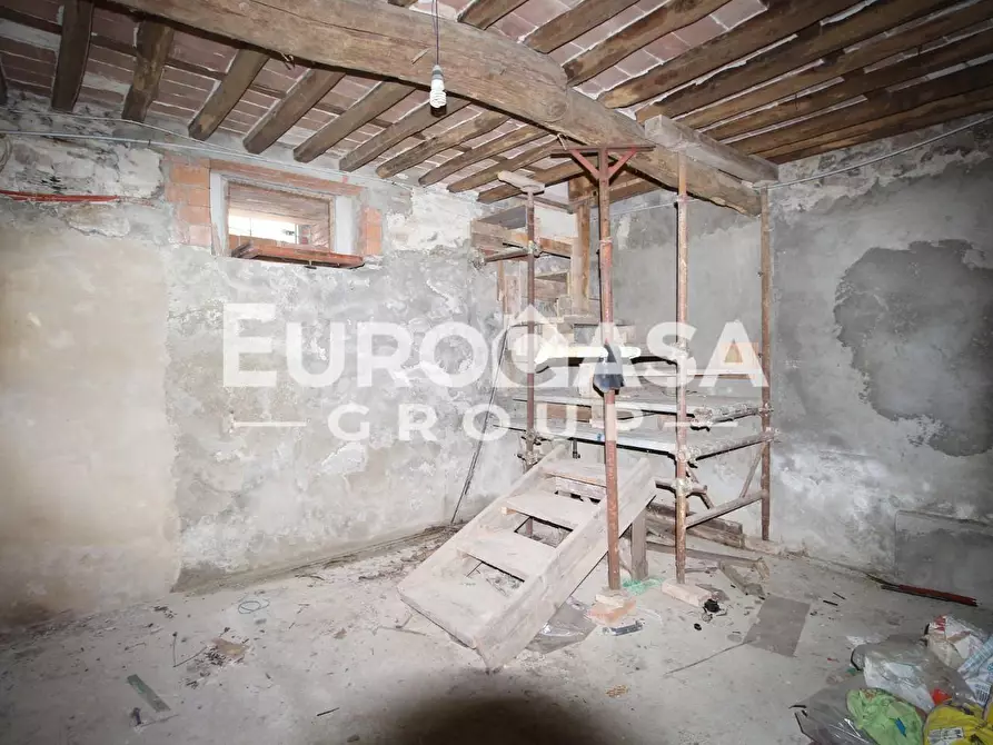 Immagine 16 di Villetta a schiera in vendita  a Lucca