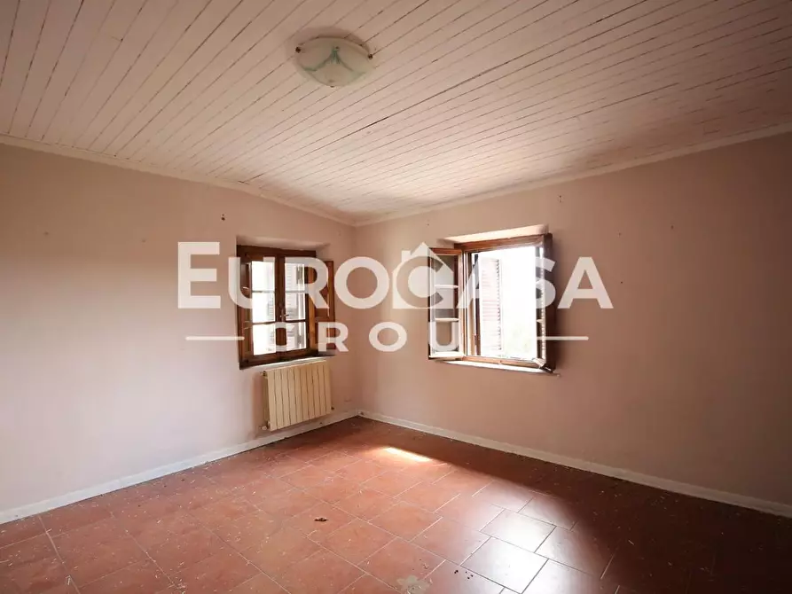 Immagine 5 di Villetta a schiera in vendita  a Lucca