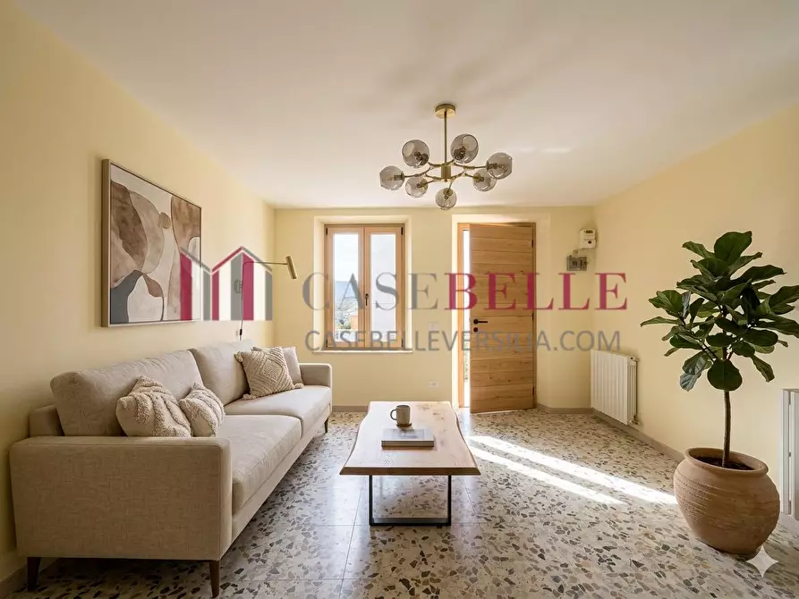 Immagine 1 di Terratetto in vendita  a Camaiore