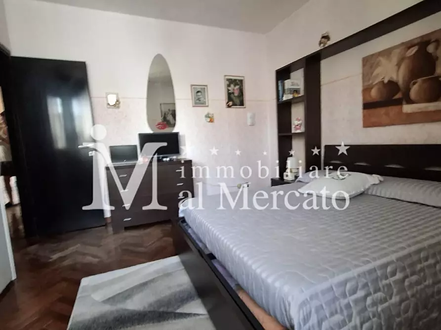 Immagine 35 di Appartamento in vendita  a Viareggio