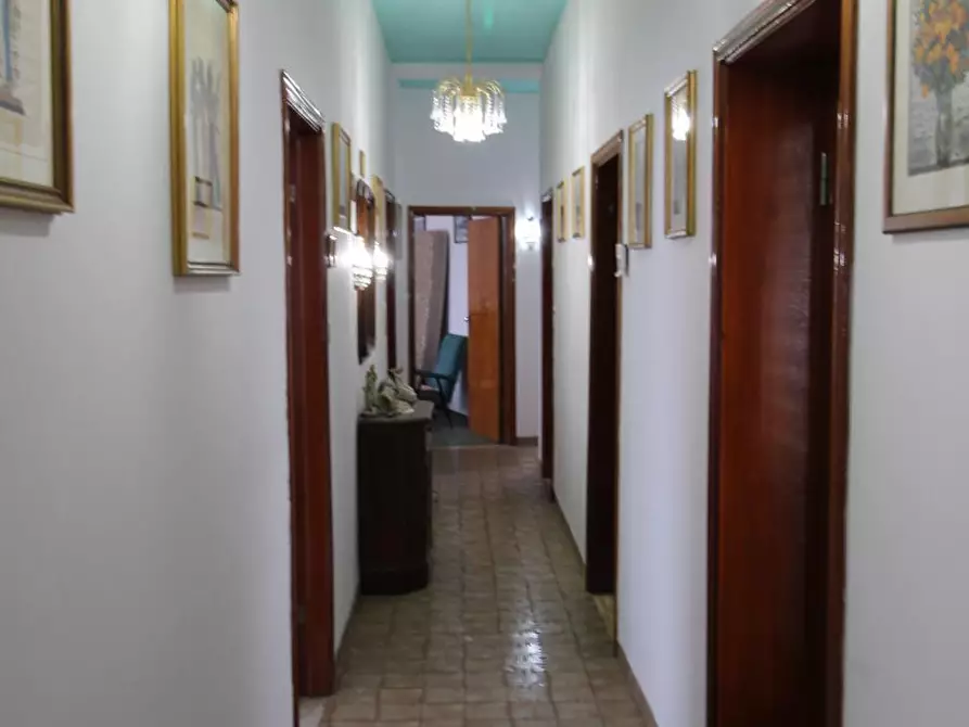 Immagine 11 di Appartamento in vendita  a Colle Di Val D'elsa