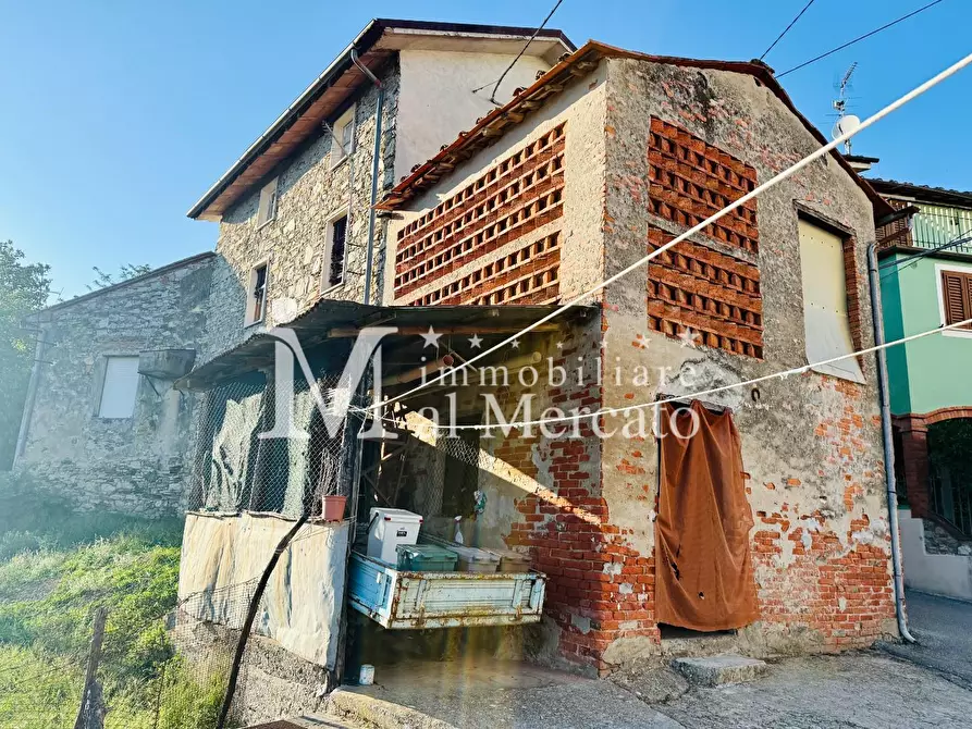 Immagine 5 di Terratetto in vendita  a Lucca