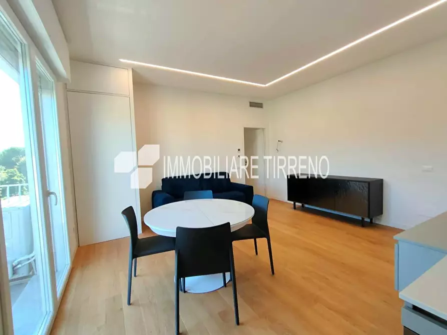 Immagine 21 di Appartamento in vendita  a Massa