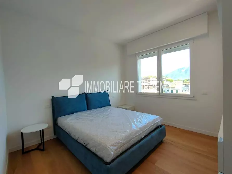 Immagine 11 di Appartamento in vendita  a Massa