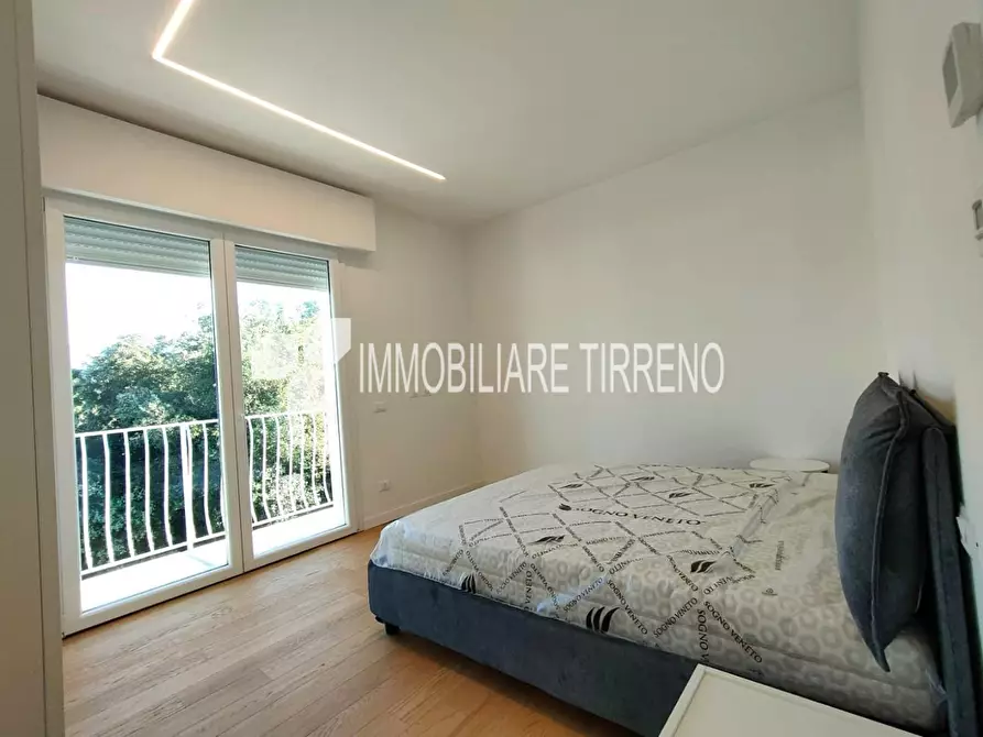 Immagine 13 di Appartamento in vendita  a Massa