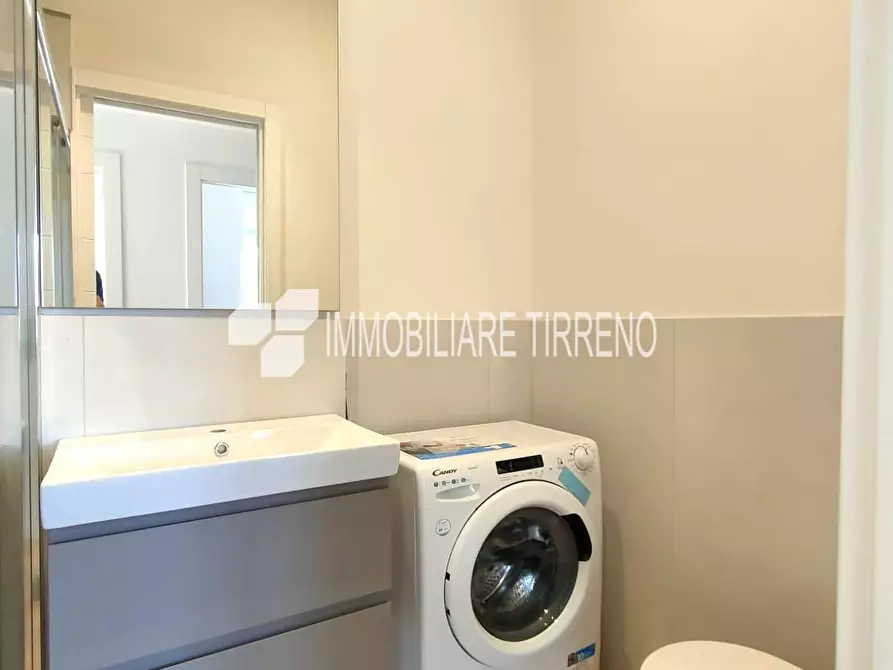 Immagine 17 di Appartamento in vendita  a Massa