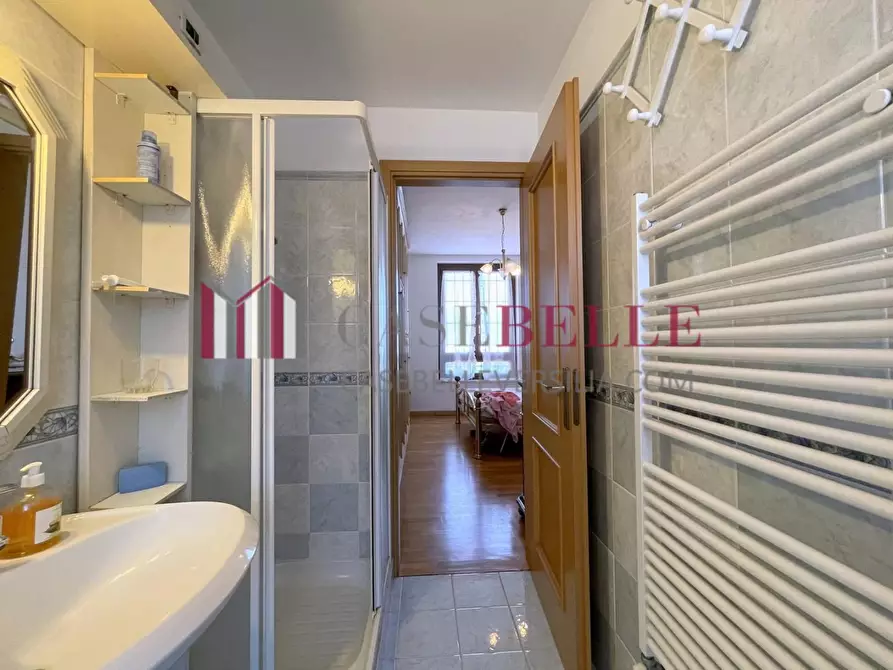 Immagine 42 di Casa bifamiliare in vendita  a Camaiore