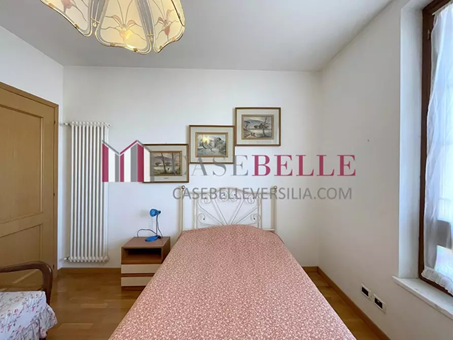 Immagine 32 di Casa bifamiliare in vendita  a Camaiore