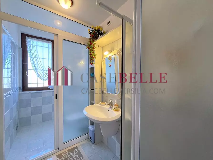 Immagine 40 di Casa bifamiliare in vendita  a Camaiore