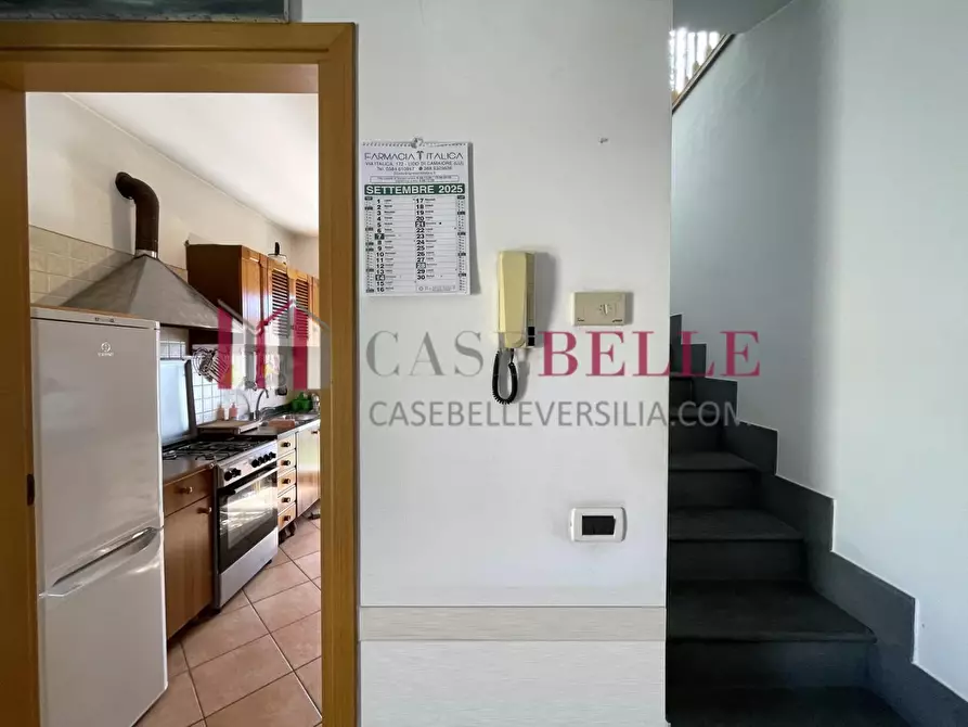 Immagine 25 di Casa bifamiliare in vendita  a Camaiore