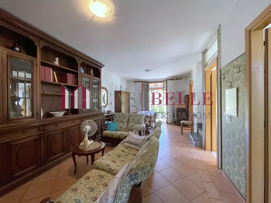 Immagine 2 di Casa bifamiliare in vendita  a Camaiore