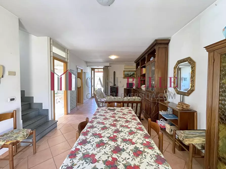 Immagine 6 di Casa bifamiliare in vendita  a Camaiore