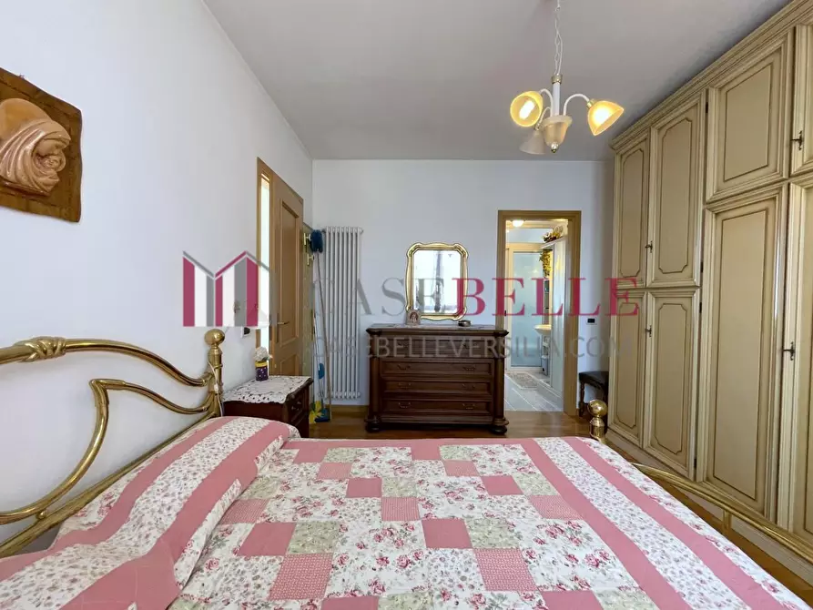 Immagine 37 di Casa bifamiliare in vendita  a Camaiore