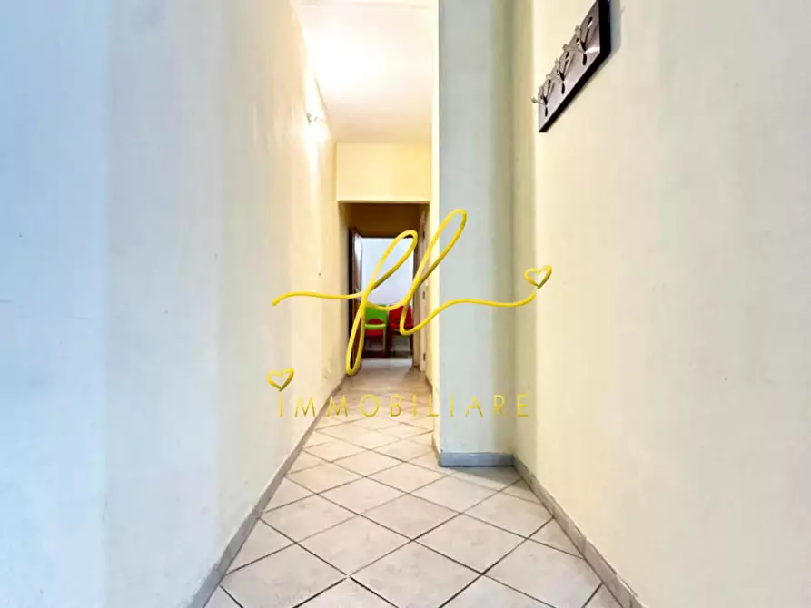 Immagine 7 di Locale commerciale in vendita  a Cecina