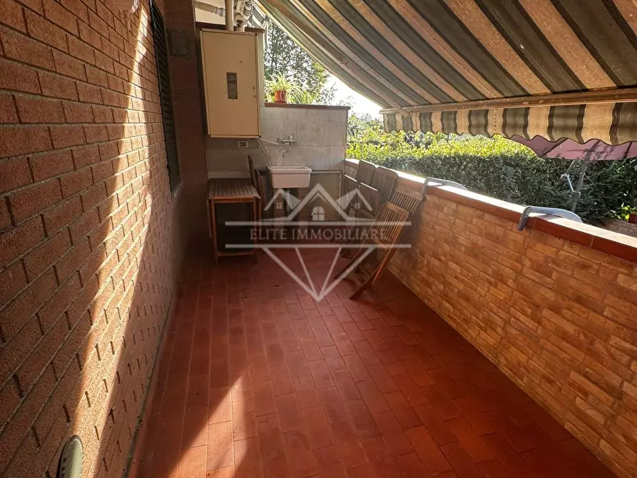 Immagine 10 di Villetta a schiera in vendita  a Massa