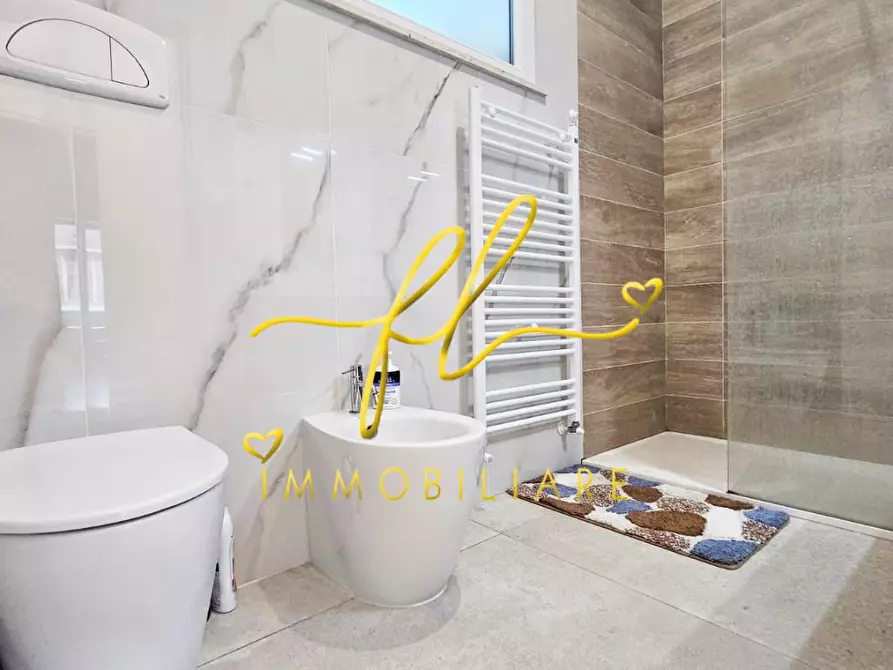 Immagine 7 di Appartamento in vendita  a Rosignano Marittimo