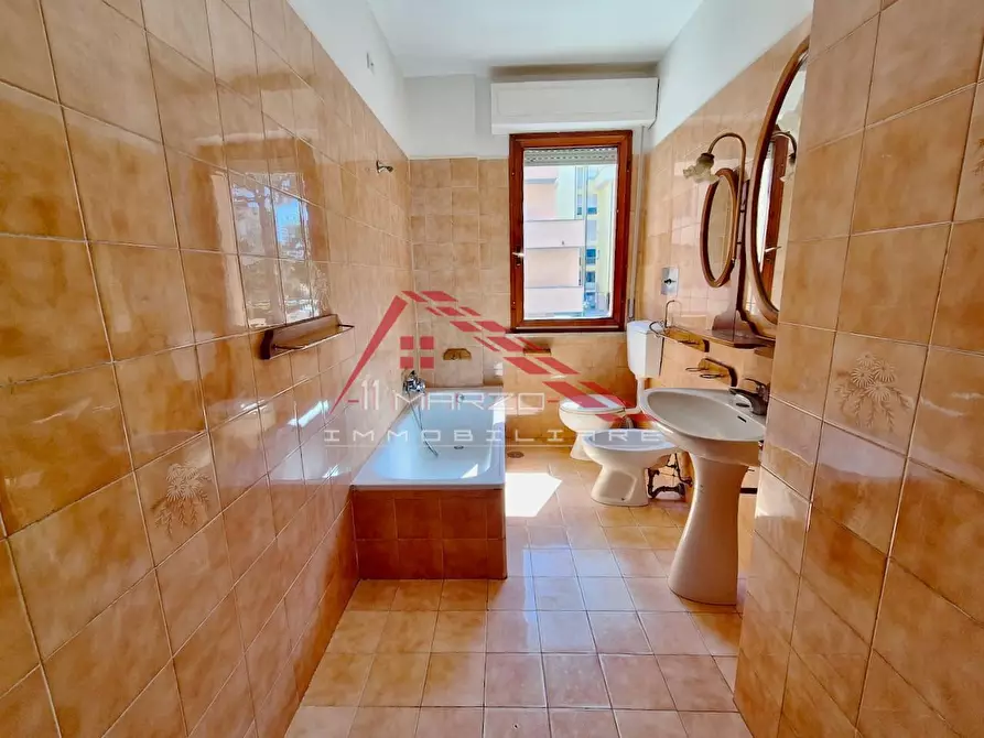 Immagine 38 di Appartamento in vendita  a Pisa