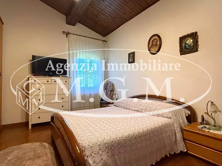 Immagine 31 di Porzione di casa in vendita  a Pontedera