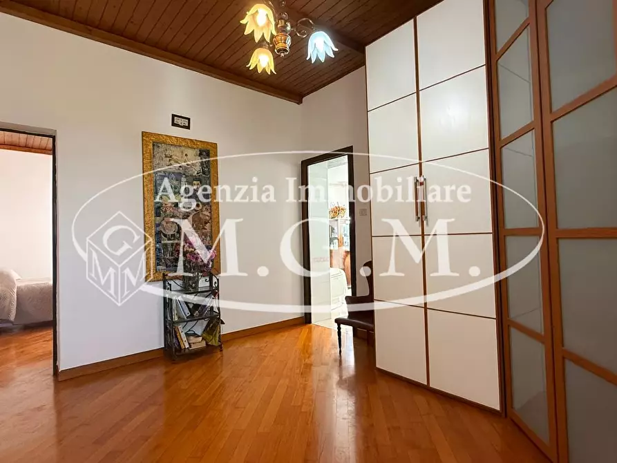 Immagine 33 di Porzione di casa in vendita  a Pontedera