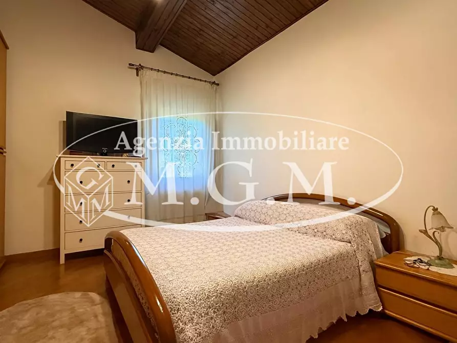 Immagine 30 di Porzione di casa in vendita  a Pontedera