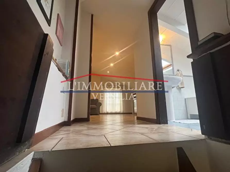 Immagine 41 di Casa semindipendente in vendita  a Massa