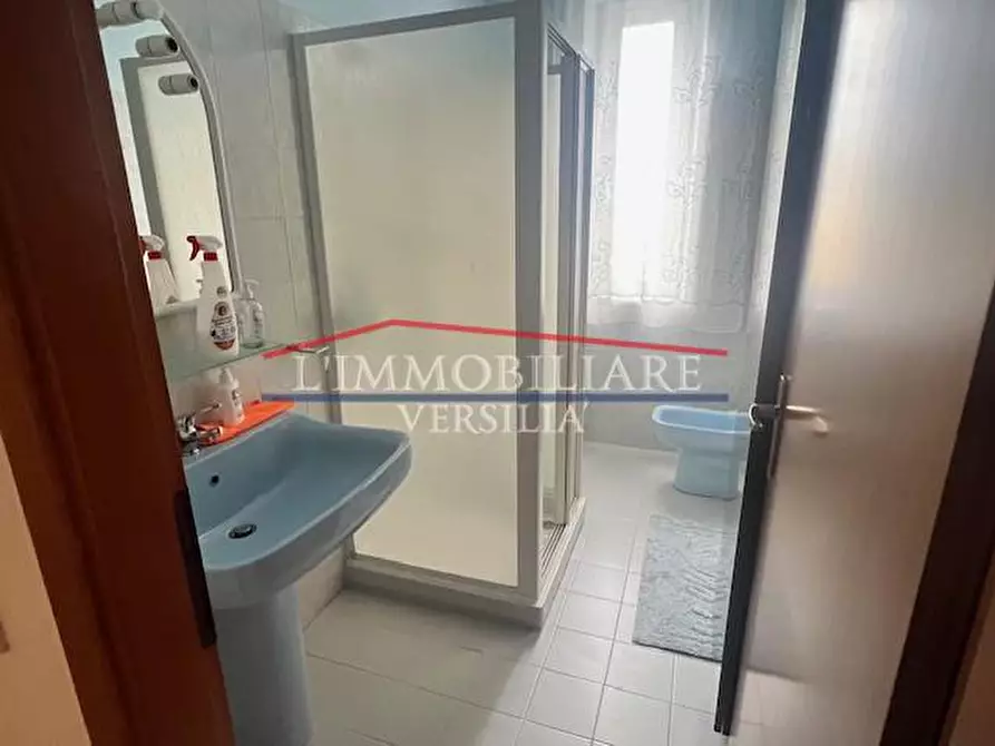 Immagine 24 di Casa semindipendente in vendita  a Massa