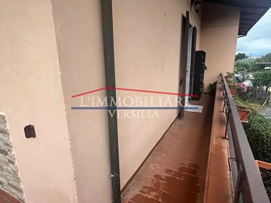 Immagine 34 di Casa semindipendente in vendita  a Massa