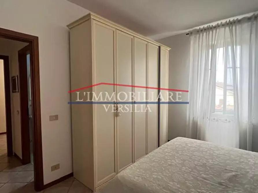 Immagine 21 di Casa semindipendente in vendita  a Massa